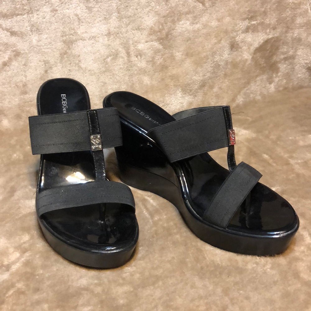 BCBGeneration black wedge thong flip flops